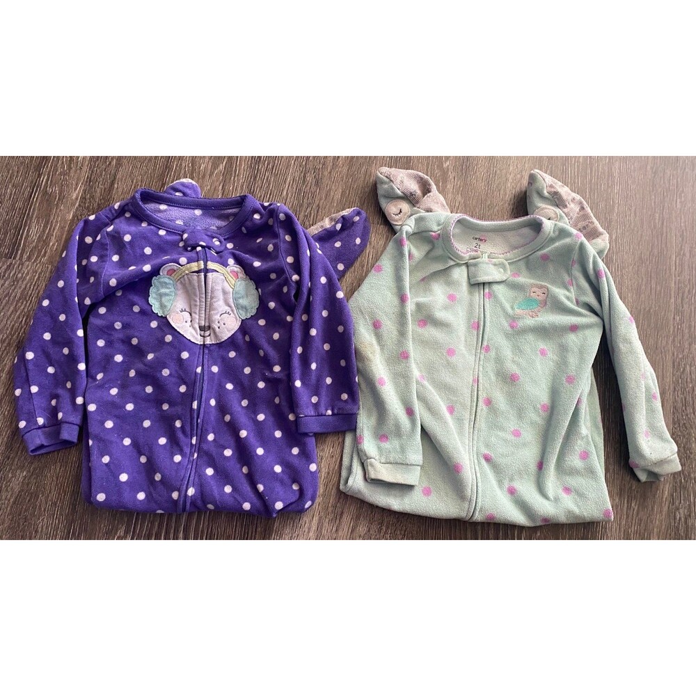 Fleece Footed zipper sleepers lot of 2 girl sz 2T/24 months